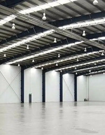 Industrial warehouse repaint 400x516 1