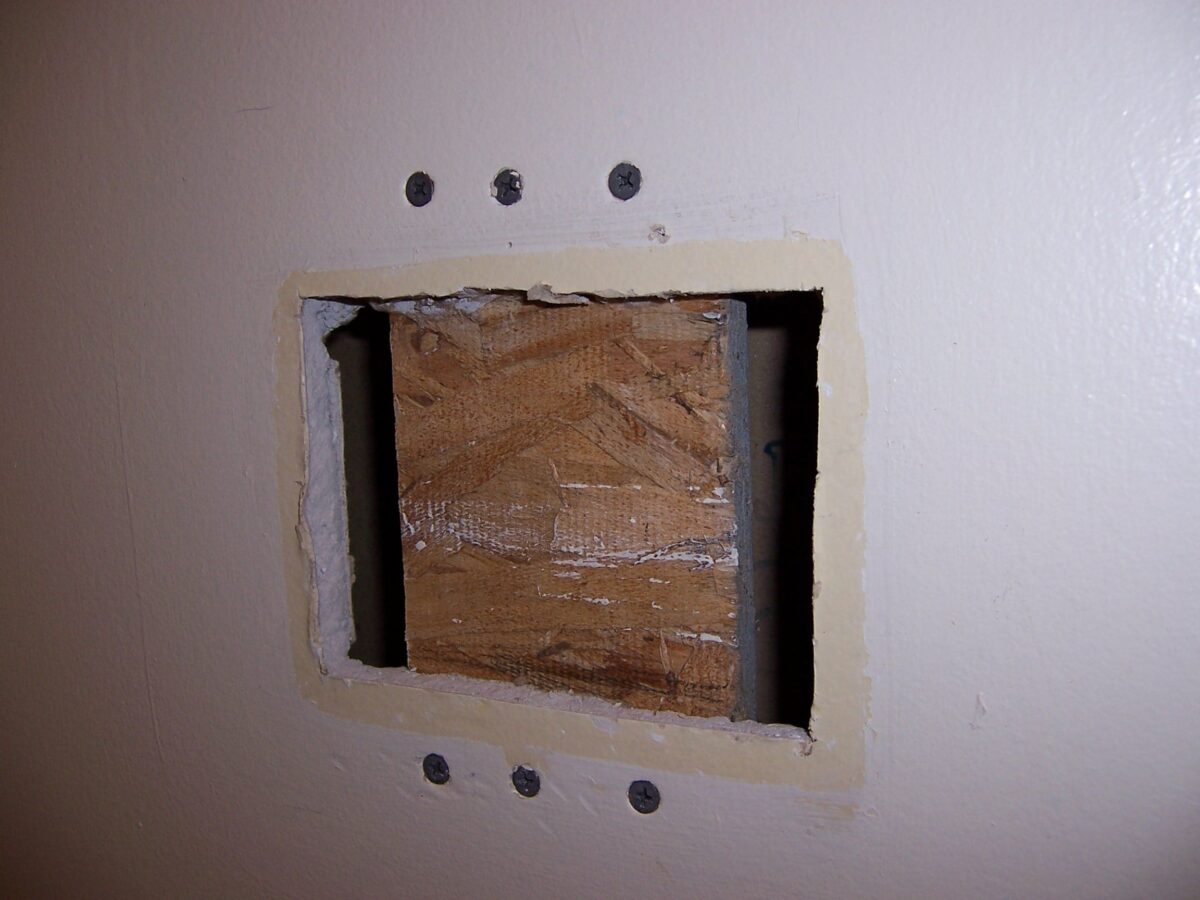 Drywall Repair Steps Involved In Complete Drywall Repair Process