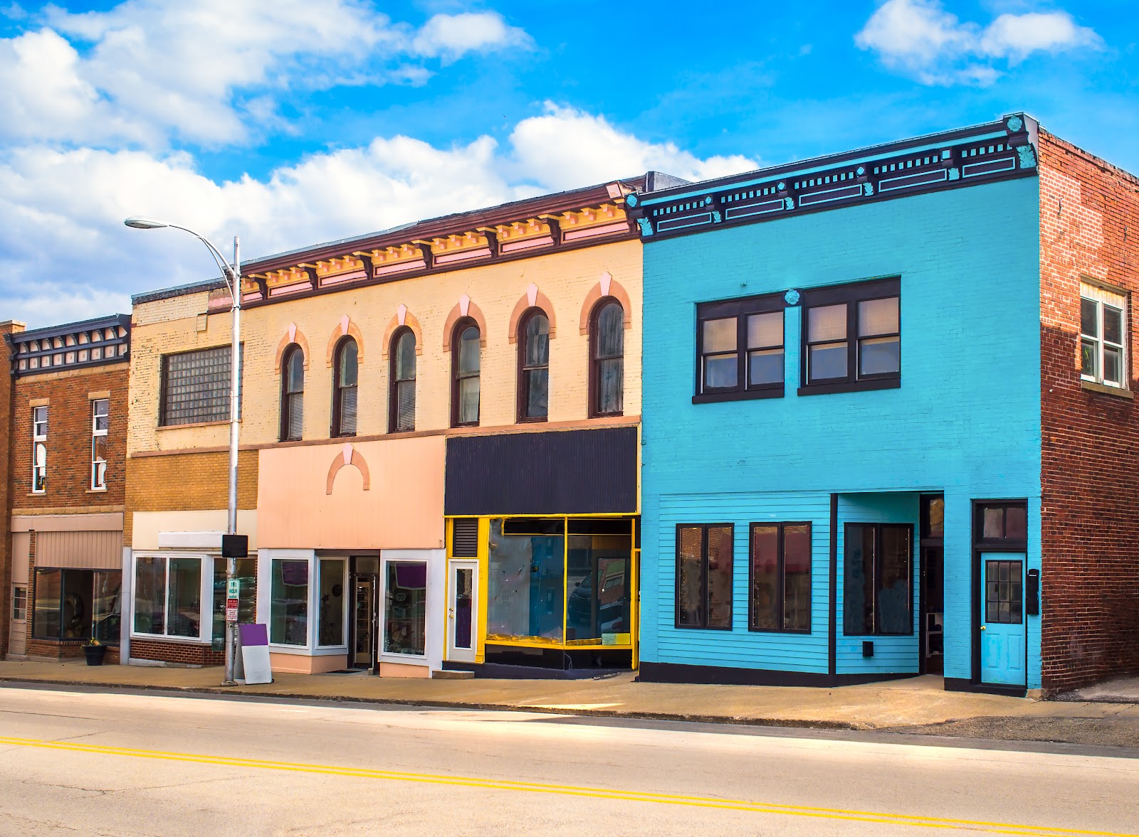 7. Think About Color-Blocking Your Business’ Exterior